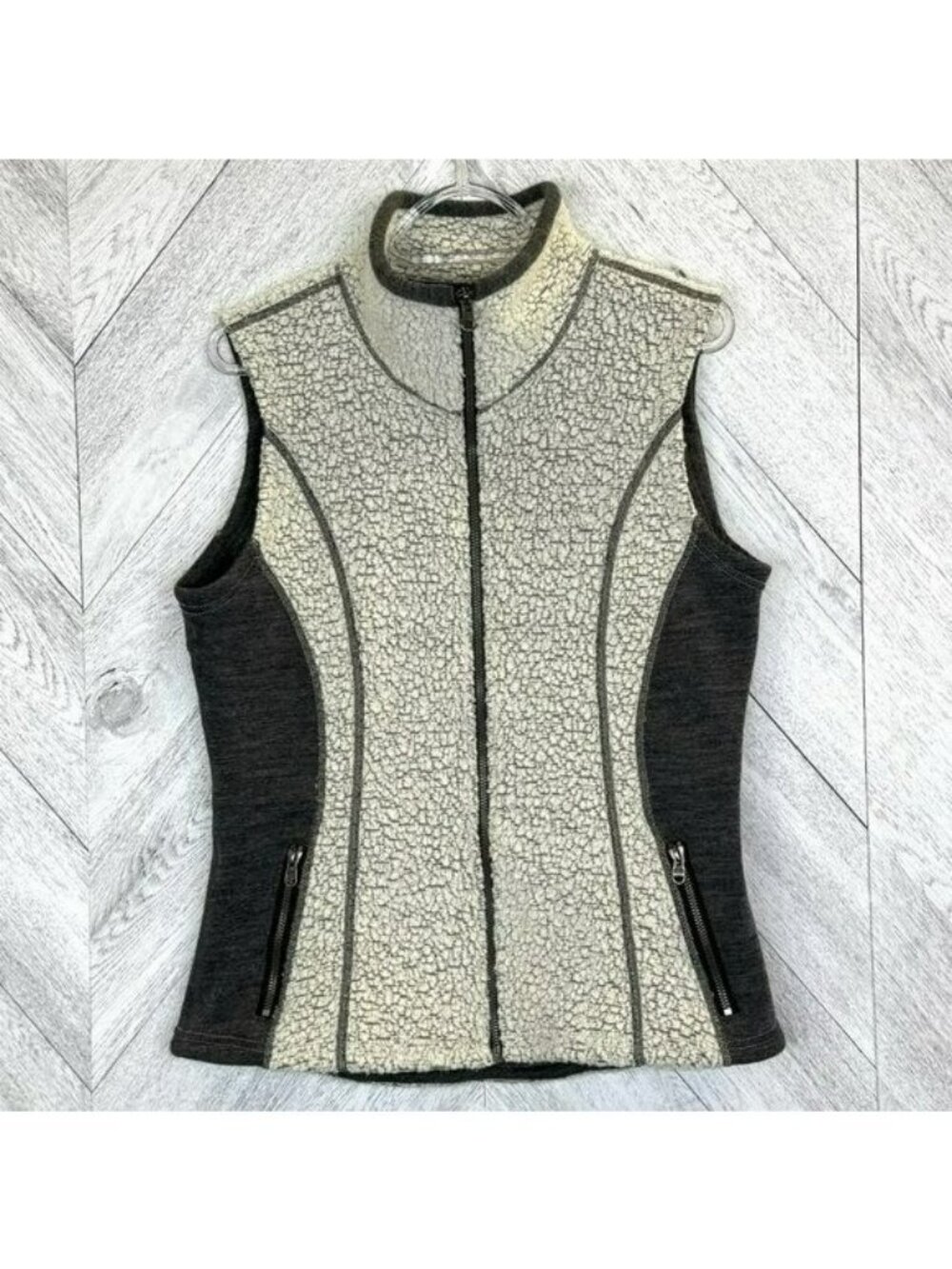 Kuhl Kozet Vest Womens Medium Gray Cream Wool Blend Full Zip Sherpa Gorpcore